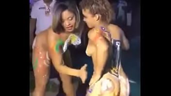 play Mulheres gordas que gostam de sexo duro na bunda