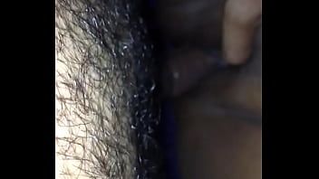 play La joven india te hace extasiar