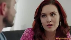 play Stepbro le da a los pasos pelirrojos una sobrecarga de placer