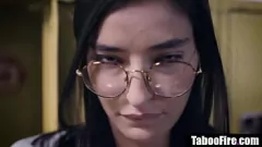 play Lesbischer Teen Bully wird in Tabuunterricht unterrichtet